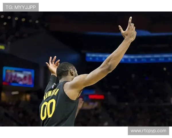 库明加展现天赋与潜力防守与切入是勇士成功的关键在于持续性表现 库明加展现天赋与潜力防守与切入是勇士成功的关键在于持续性表现